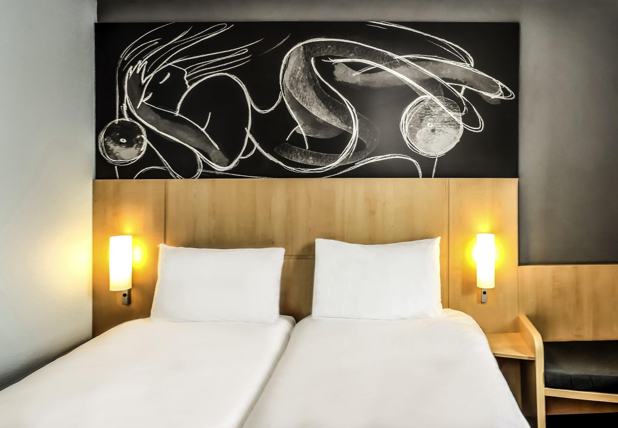 Ibis Strasbourg Centre Petite France Estrasburgo Exterior foto