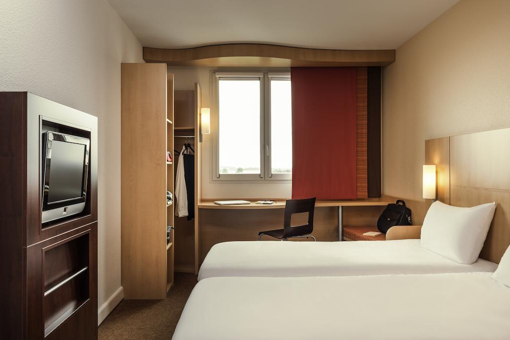 Ibis Strasbourg Centre Petite France Estrasburgo Quarto foto